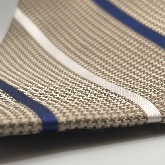 Jos. A. Bank Signature Collection Tie 100% Silk Hand Made Beige 60x3.5 W/Stripes - Picture 6 of 7